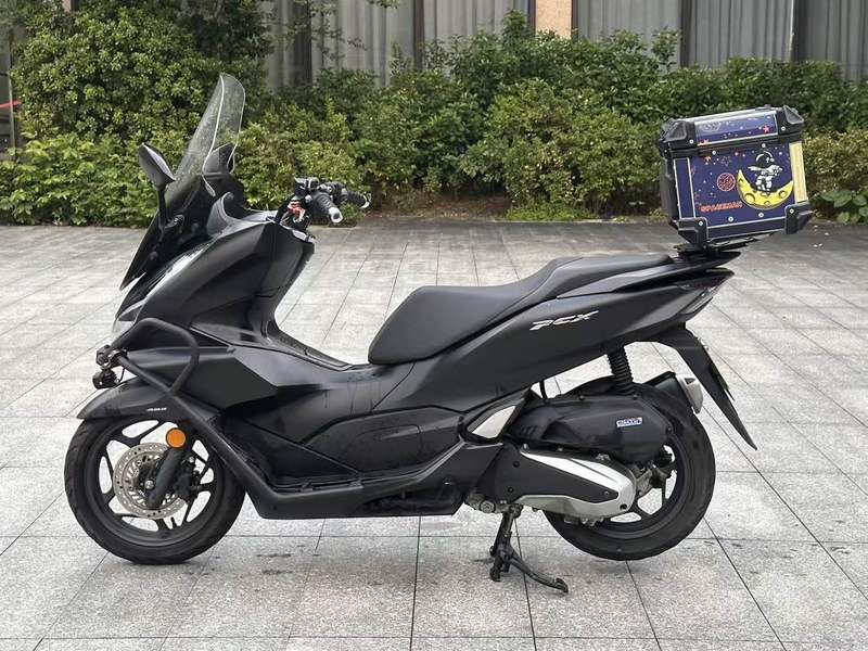 五羊本田 PCX