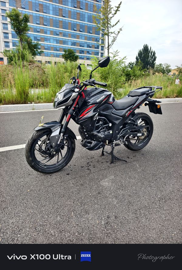豪爵 DR150