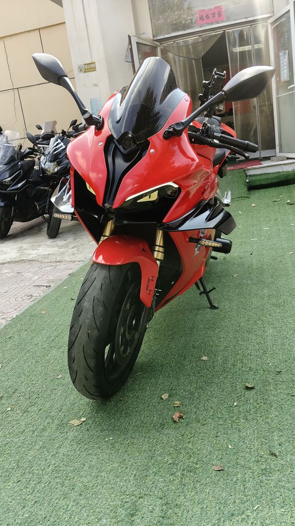 QJMOTOR 赛600