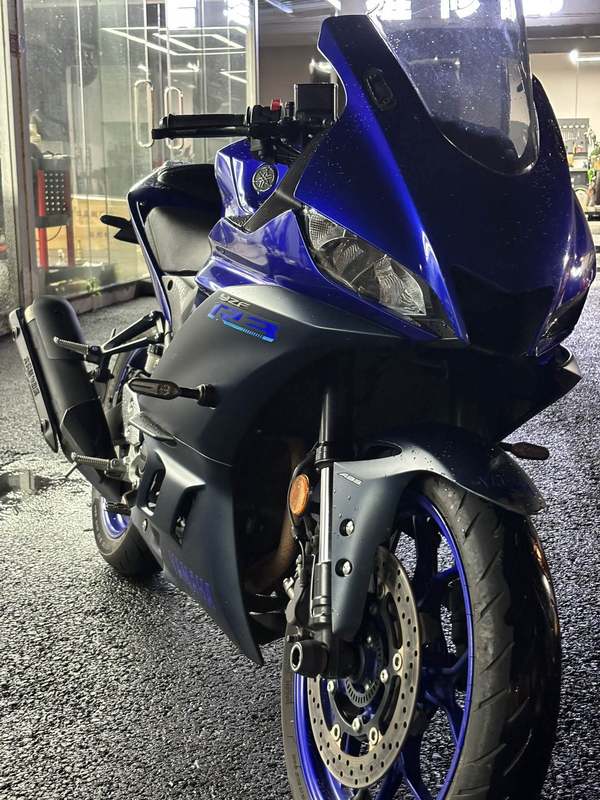 雅马哈 YZF-R3