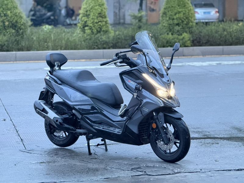 光阳 赛艇 S350