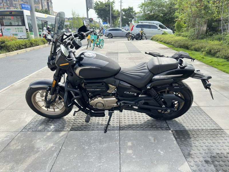 无极 CU250