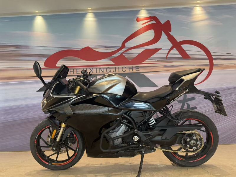春风 250SR