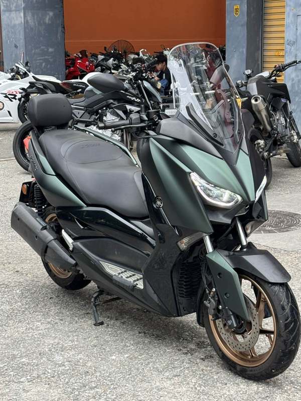 雅马哈 XMAX