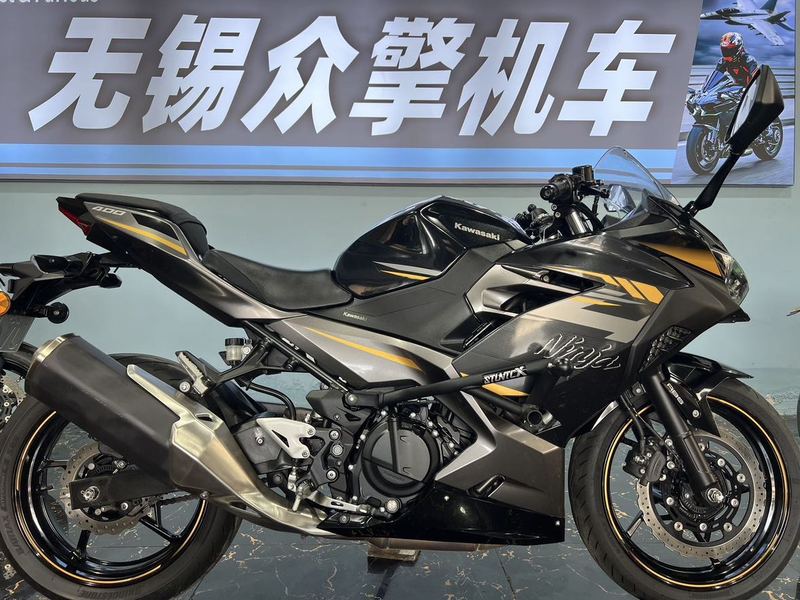 川崎 Ninja 400