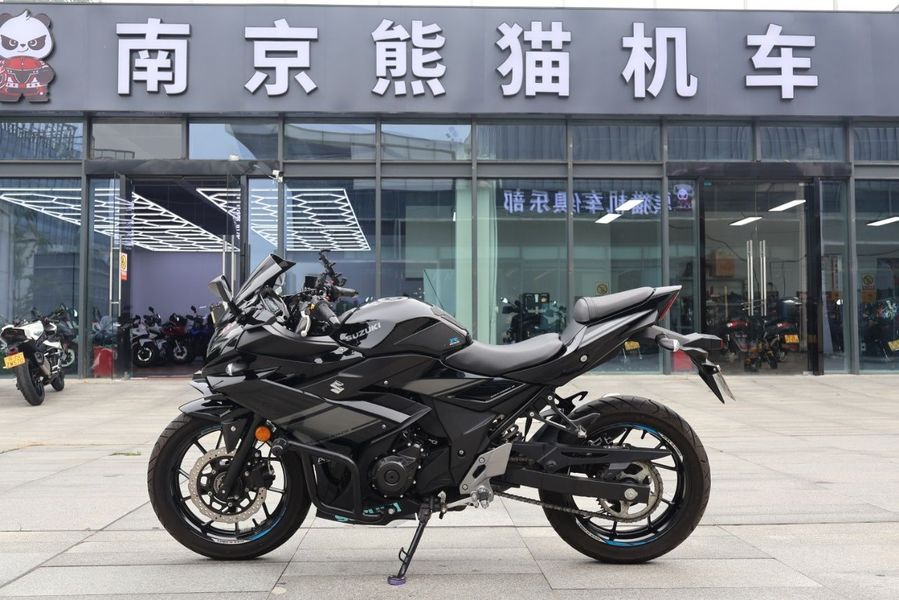 豪爵铃木 GSX250R