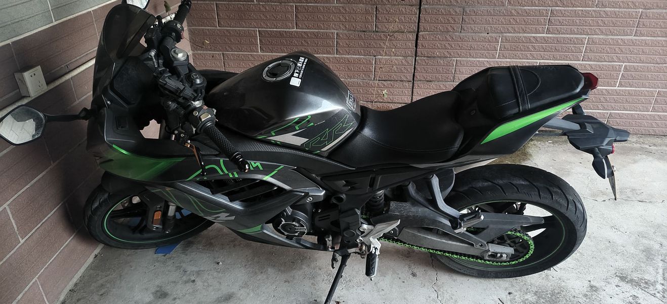 无极 250RR
