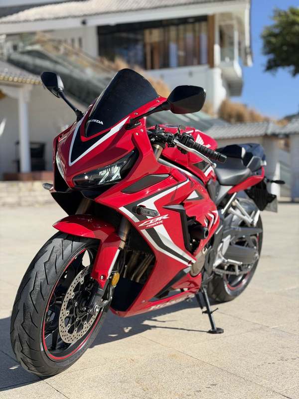 本田DREAMWING CBR650R