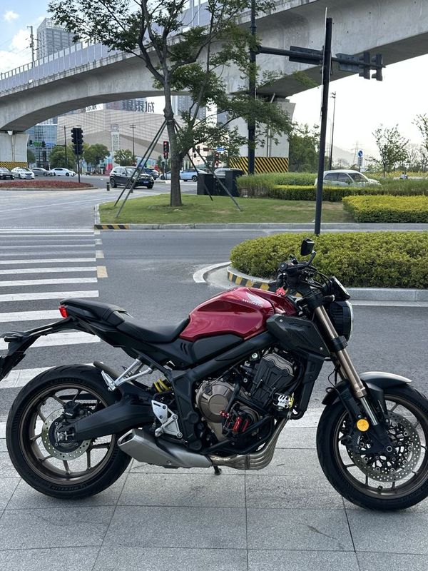 本田DREAMWING CB650R 