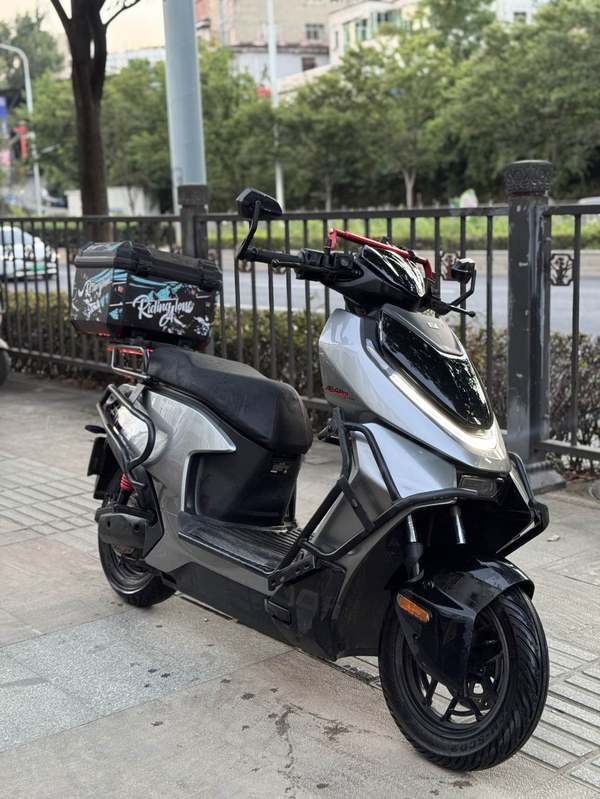 极核 AE4