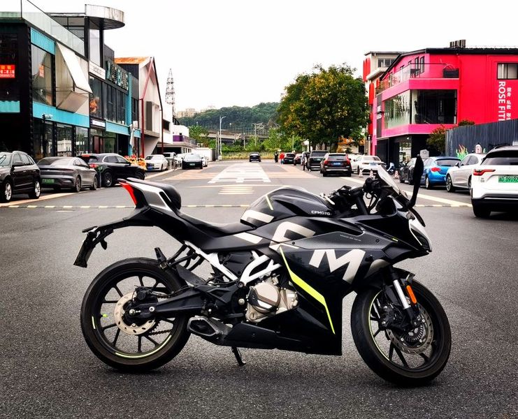 春风 250SR