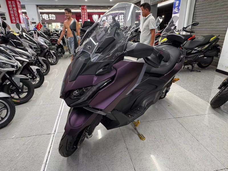 光阳 AK550