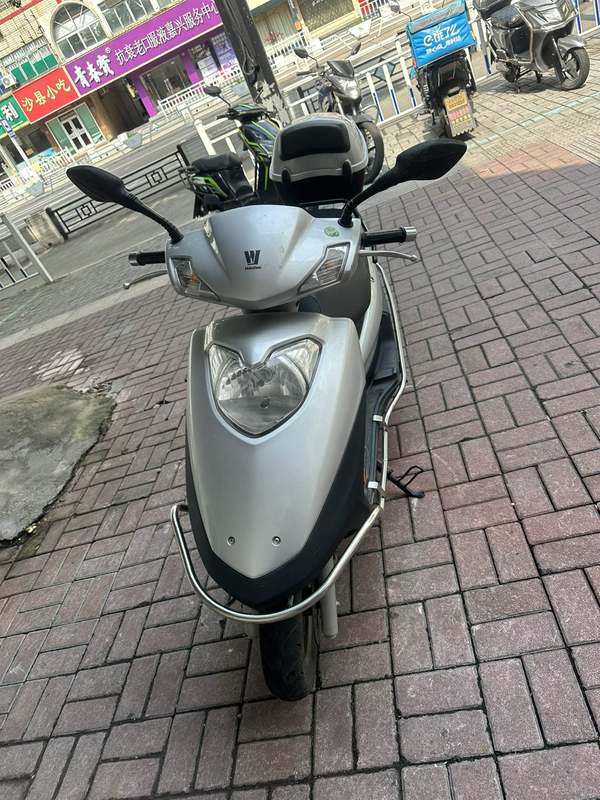 豪爵 新悦星125