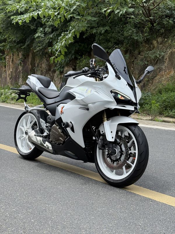 QJMOTOR 赛450