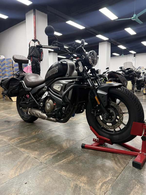 QJMOTOR 闪500S