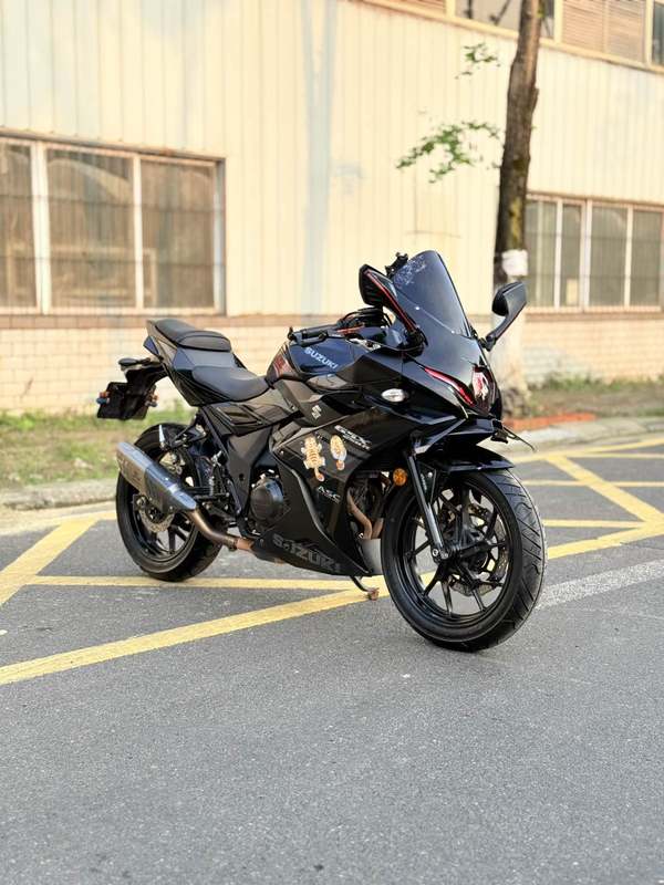 豪爵铃木 GSX250R