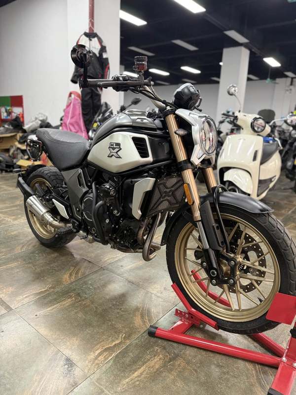 春风 700CL-X
