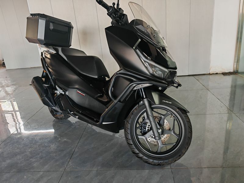 新大洲本田 NS150GX