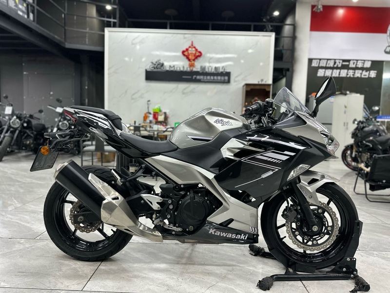 川崎 Ninja 400