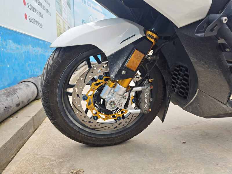 本田WING NSS350