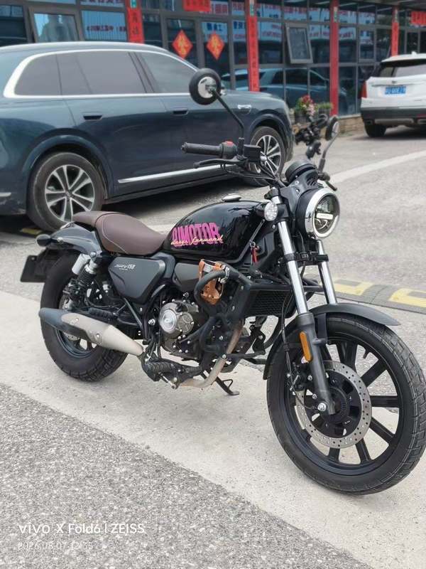 QJMOTOR 闪150