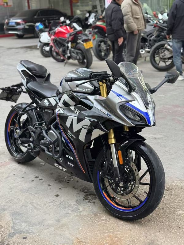 春风 250SR