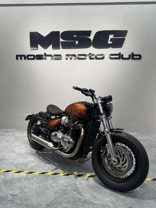凯旋 Bonneville Bobber