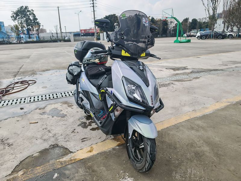 济南铃木 UY125