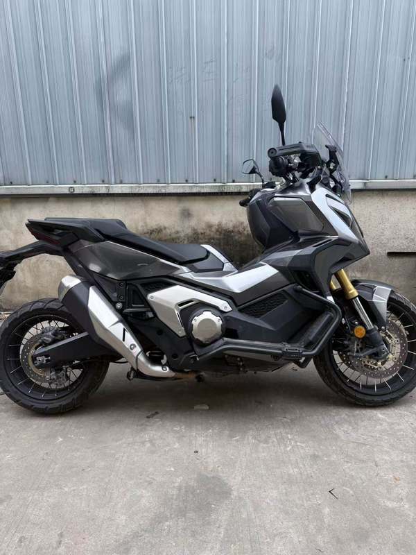 本田DREAMWING X-ADV 750