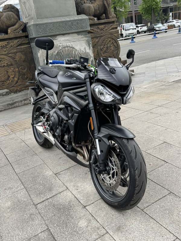 凯旋 Street Triple 765