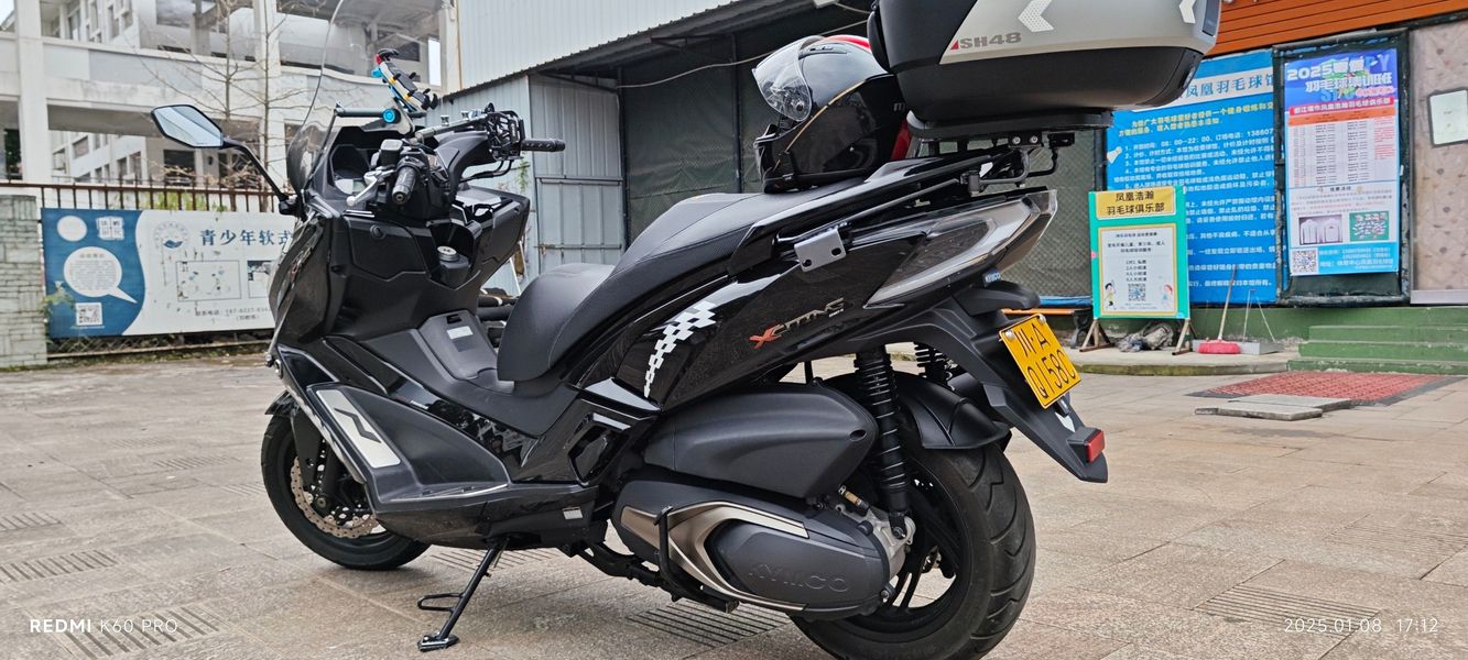 光阳 赛艇 S400