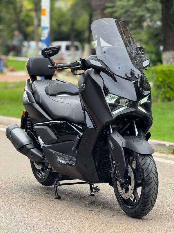 雅马哈 XMAX