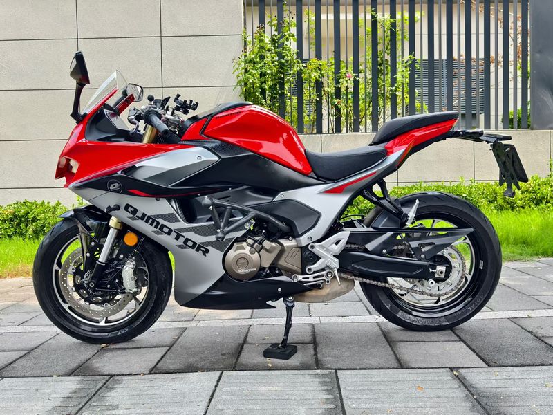 QJMOTOR 赛550