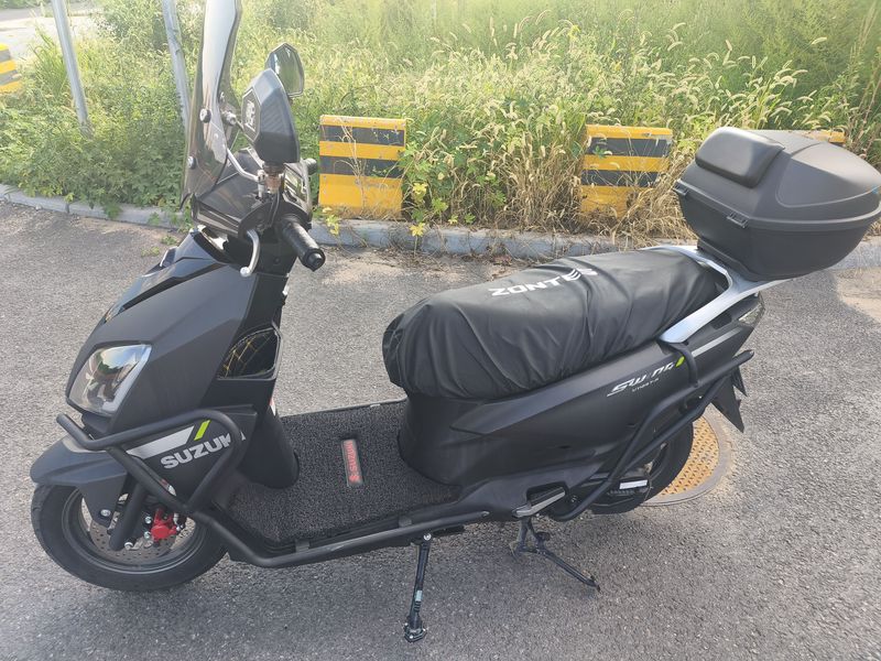 济南铃木 UY125