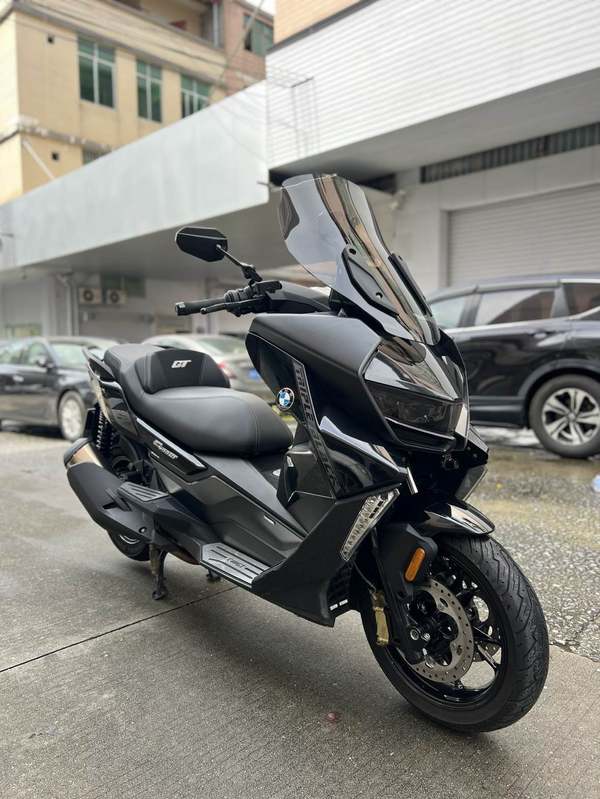 宝马 C 400