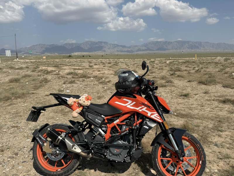 KTMR2R 390 Duke