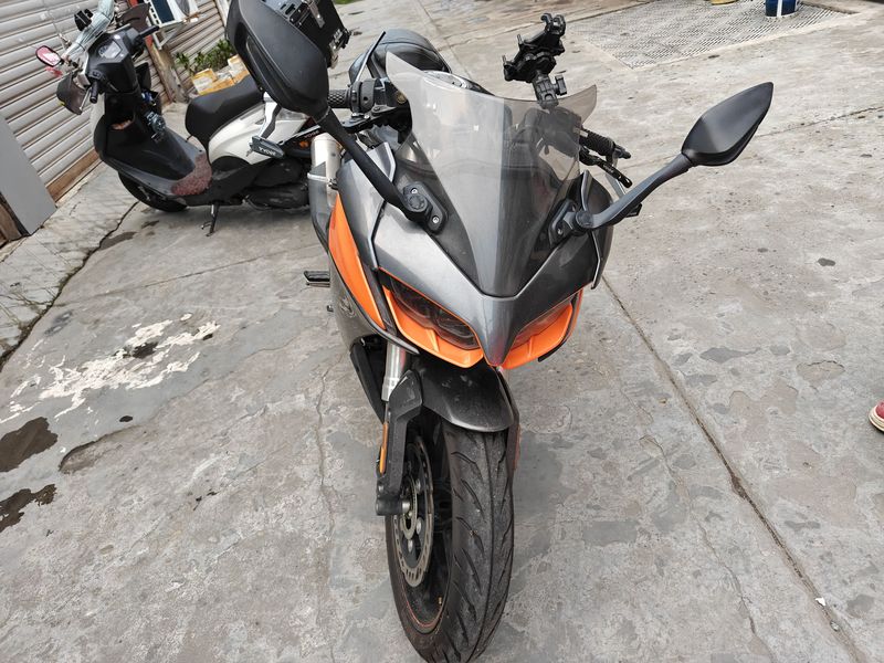 无极 250RR