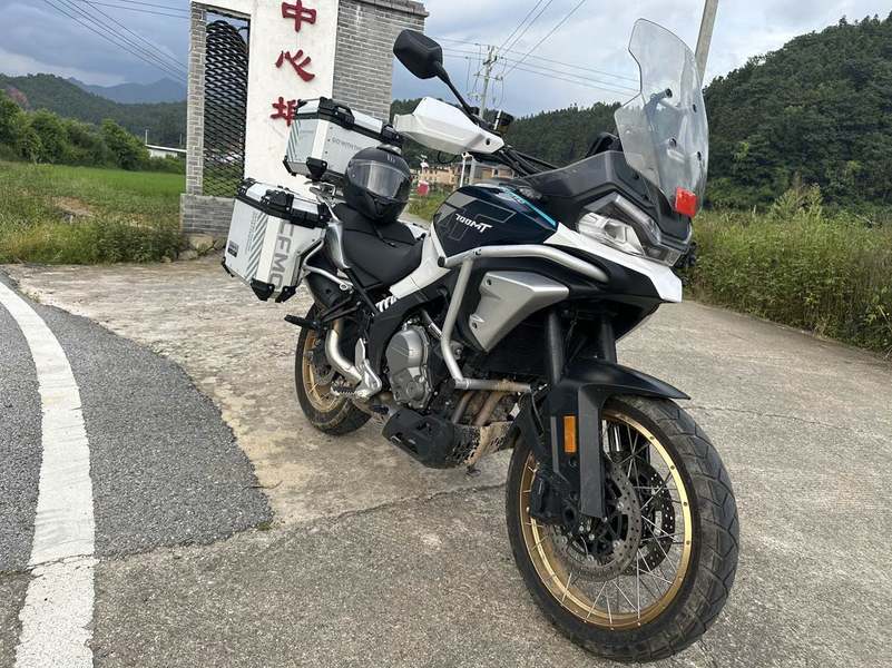 春风 700MT