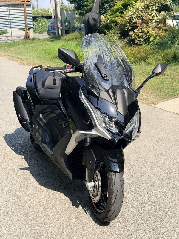 光阳 AK550