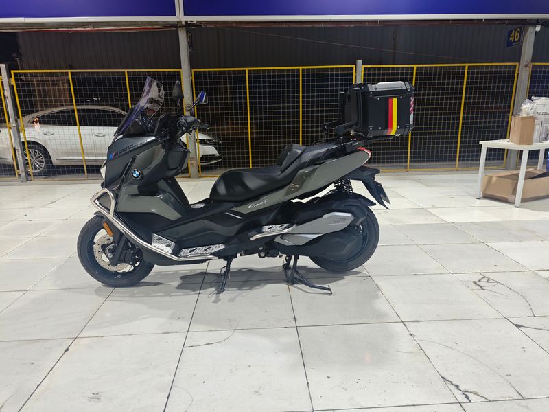 宝马 C 400