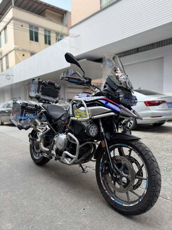 宝马 F 750 GS