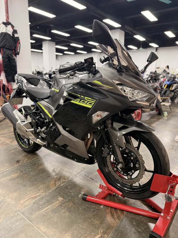 川崎 Ninja 400