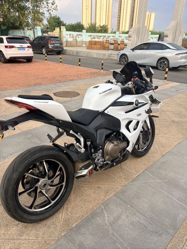 QJMOTOR 赛550