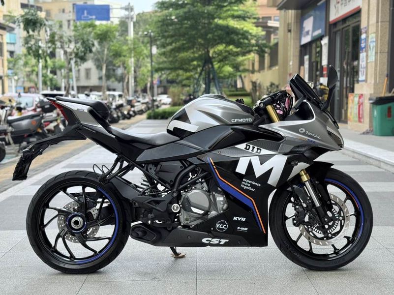 春风 250SR