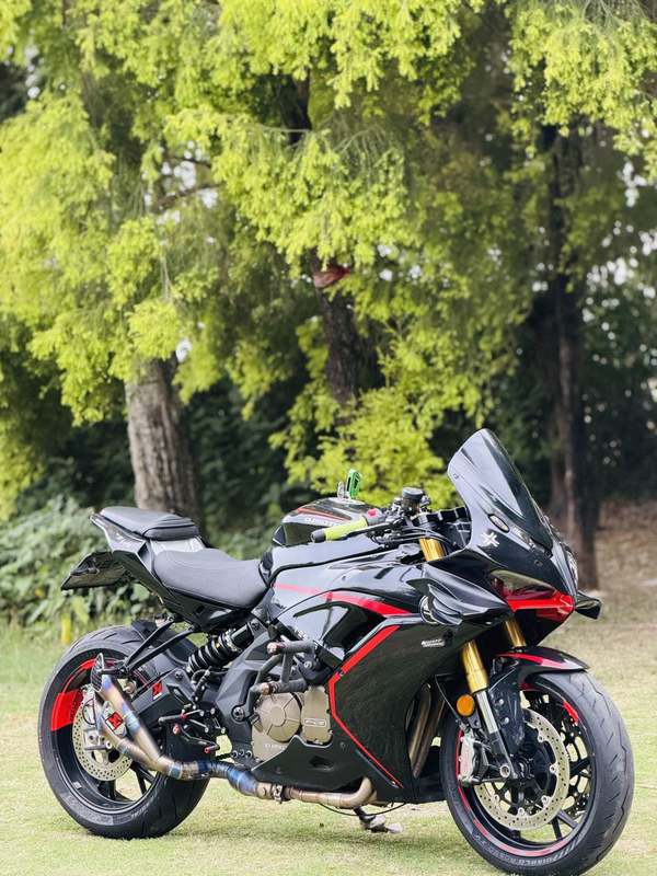 QJMOTOR 赛600