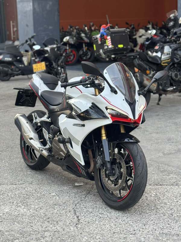 QJMOTOR 赛450