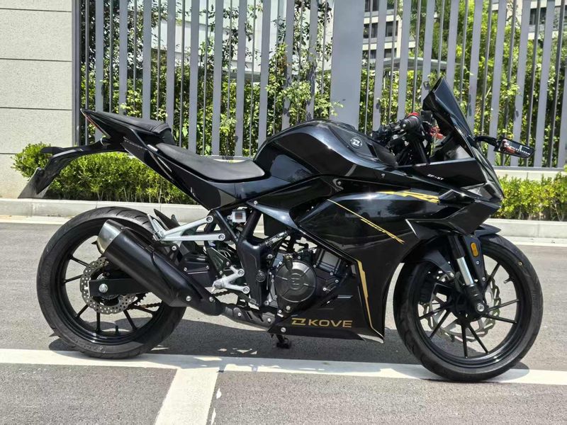凯越 250RR 刺鸟