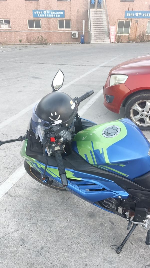 无极 250RR