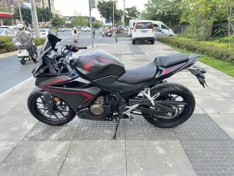 本田DREAMWING CBR500R