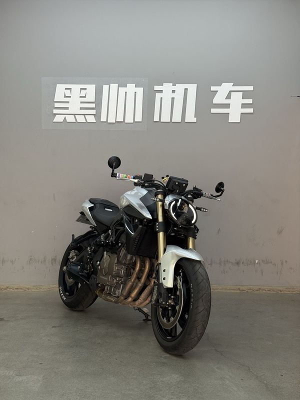 QJMOTOR 追600